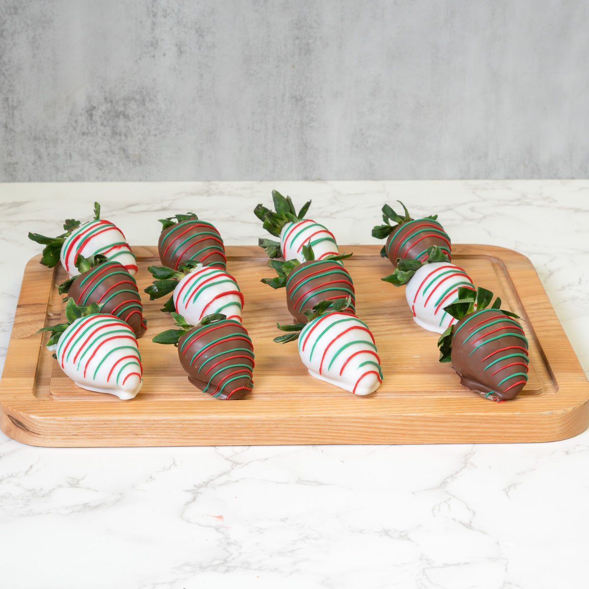 Classic Christmas Berry Box